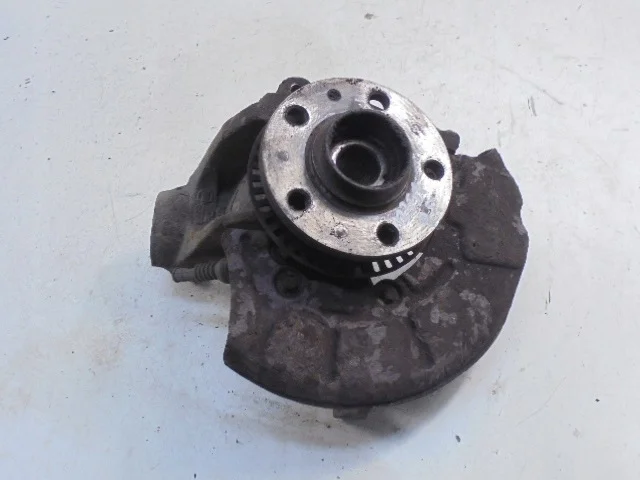 VW Golf 4 MK4 Right Front Knuckle Used