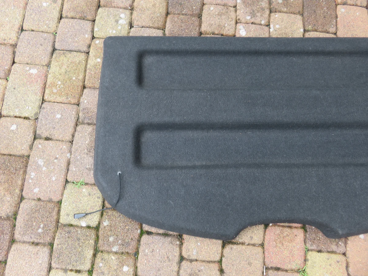 Nissan Qashqai J10 tavaratilan hylly