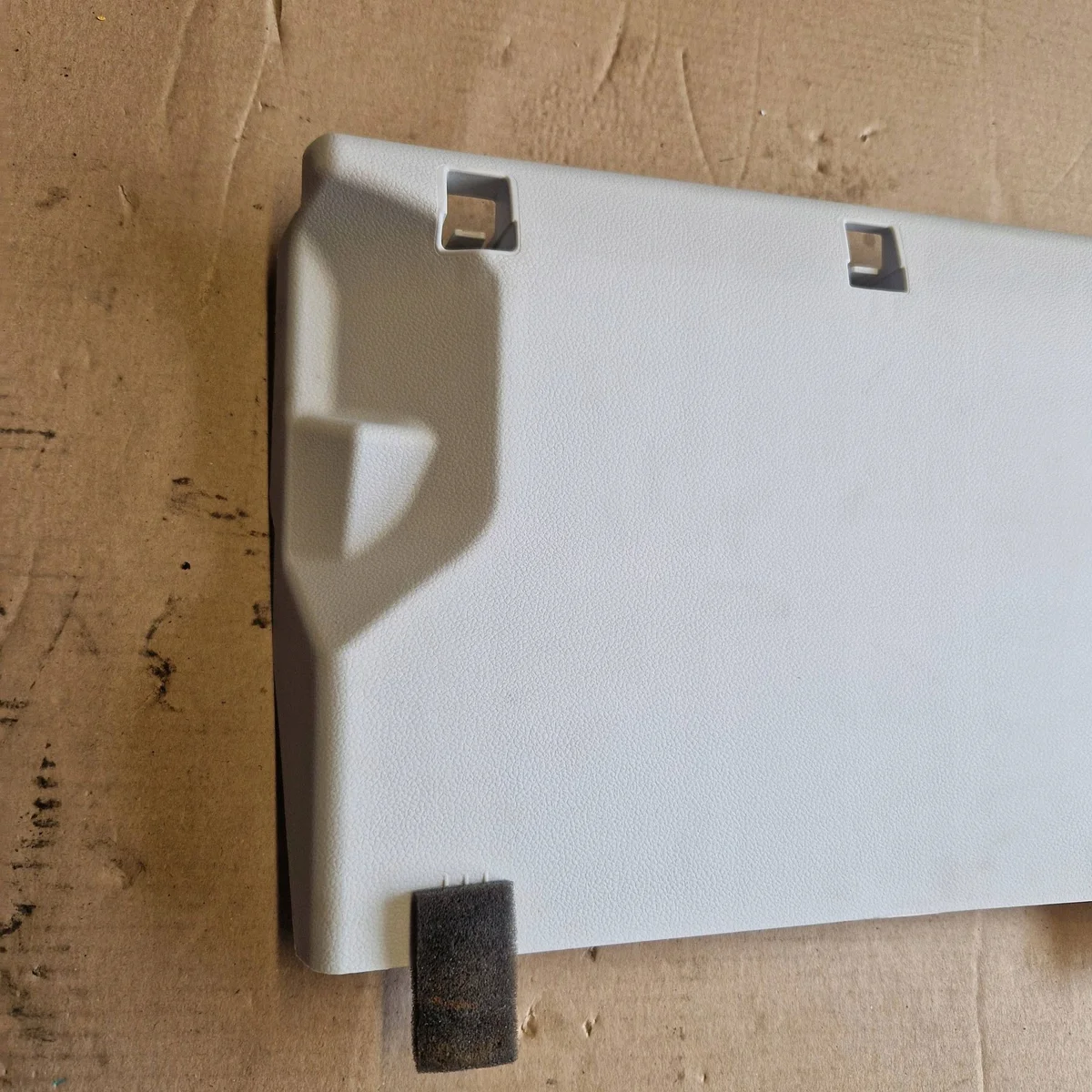 Cache tableau de bord Hyundai Ioniq 84509-KL100 image 3