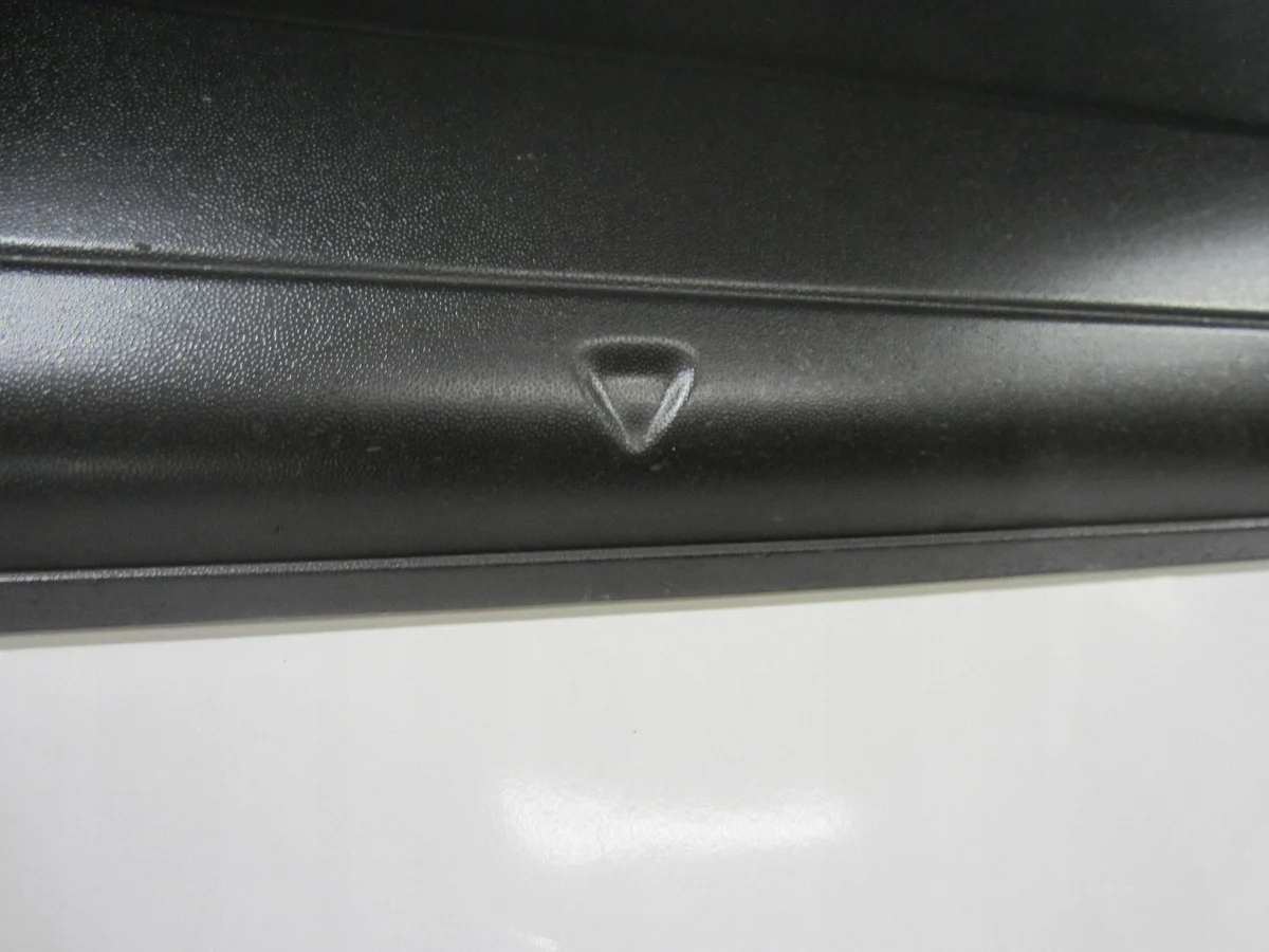 Listv höger bakdörr VW Tiguan 5N0854950A image 6