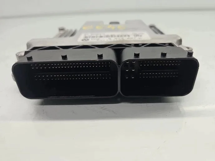 Sterownik ECU BMW 5 F10 2.0 N47D20O1 8573257