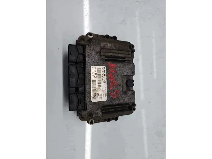 ECU moottorin ohjain Peugeot 206 1.4 HDI