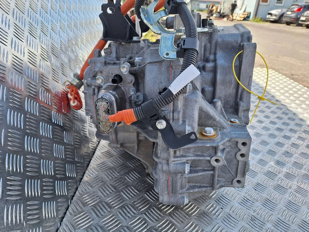 Automatikgetriebe Toyota Prius III Auris II 1.8 Hybrid image 3