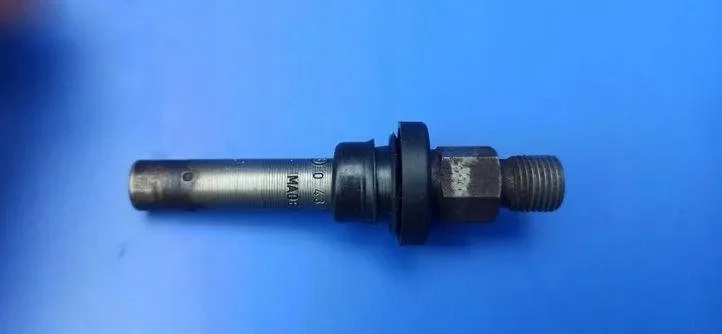 Inyector Mercedes 560 SEC W126 V8 0437502035 image 8