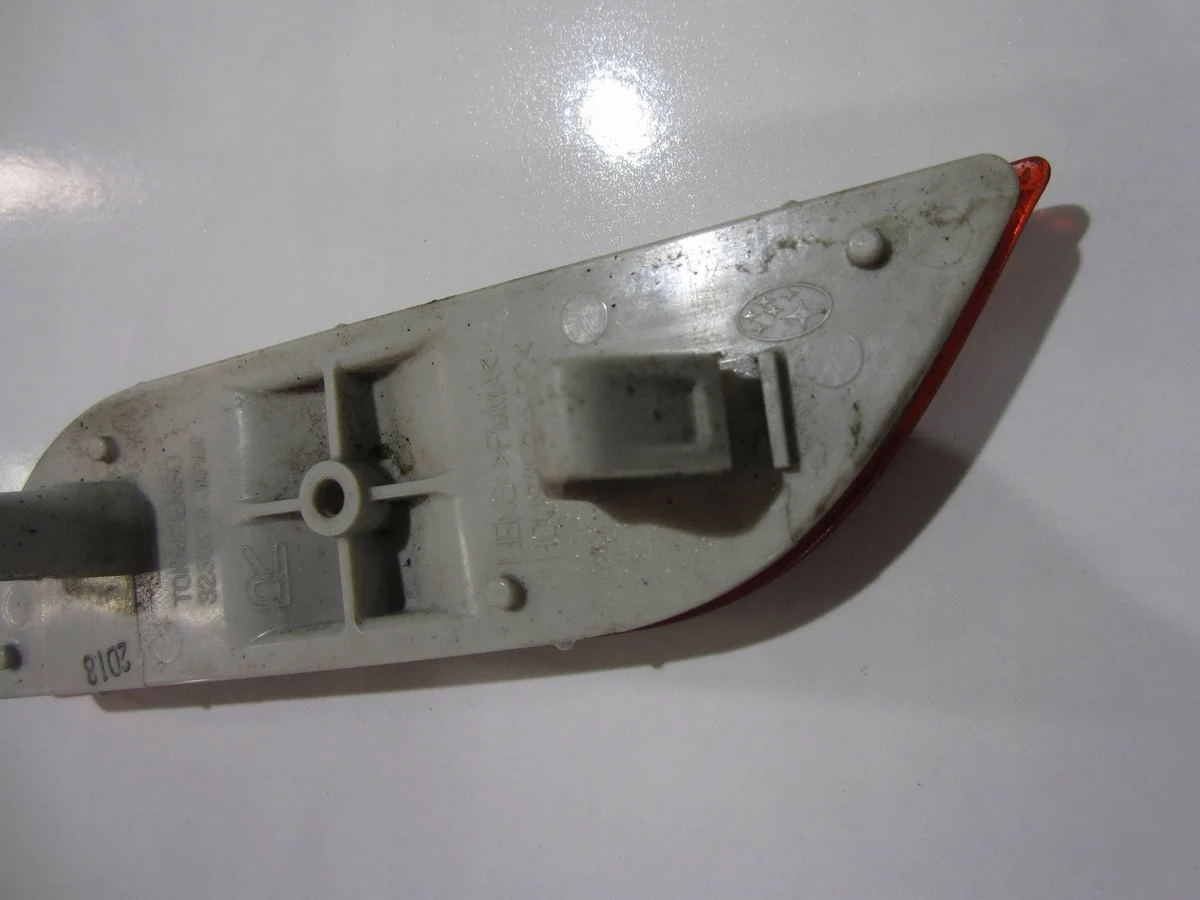 Reflektor höger bak Subaru Impreza HB 5D image 9
