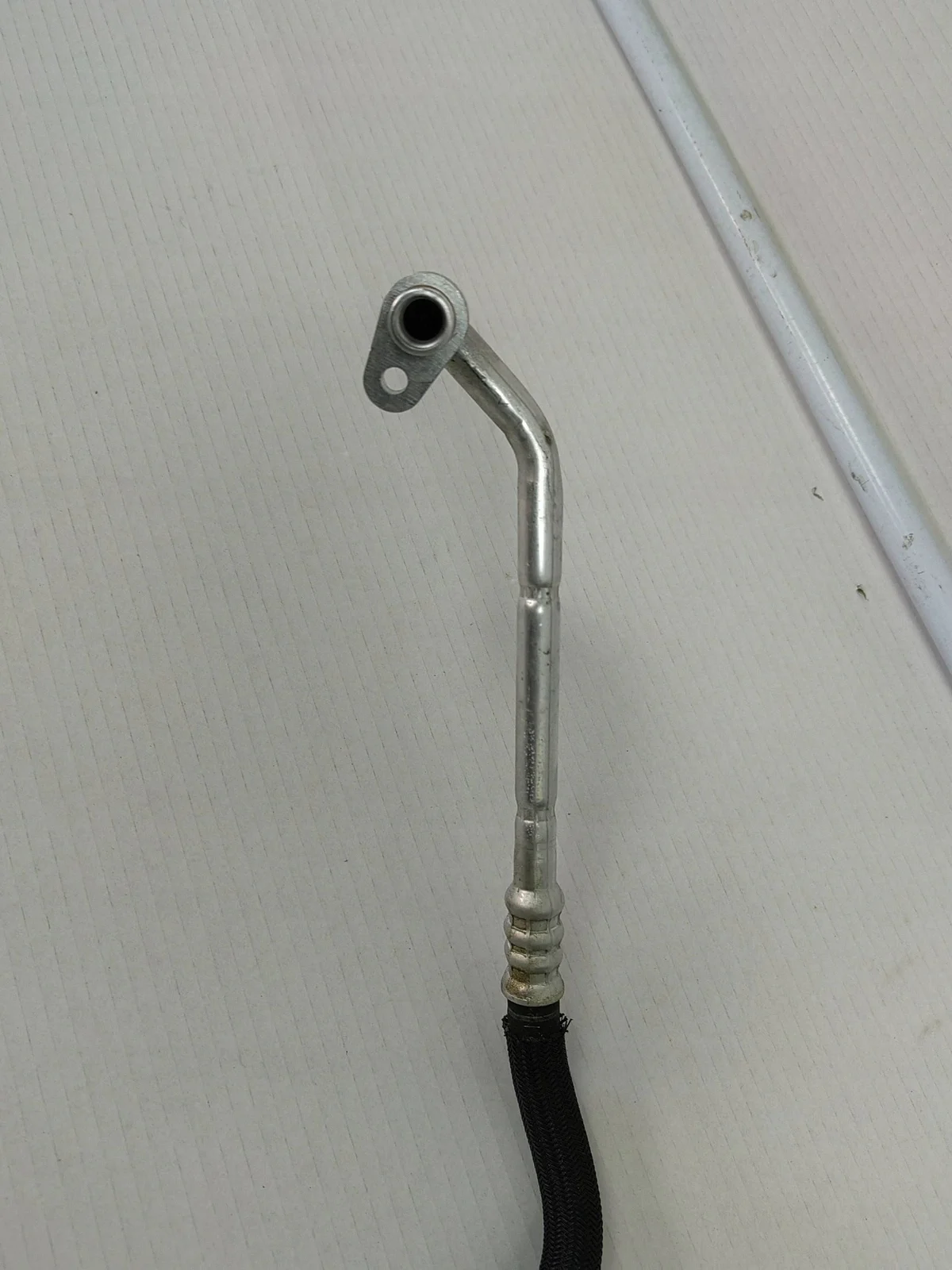 Tuyau clim 924147526R Renault Kangoo image 3