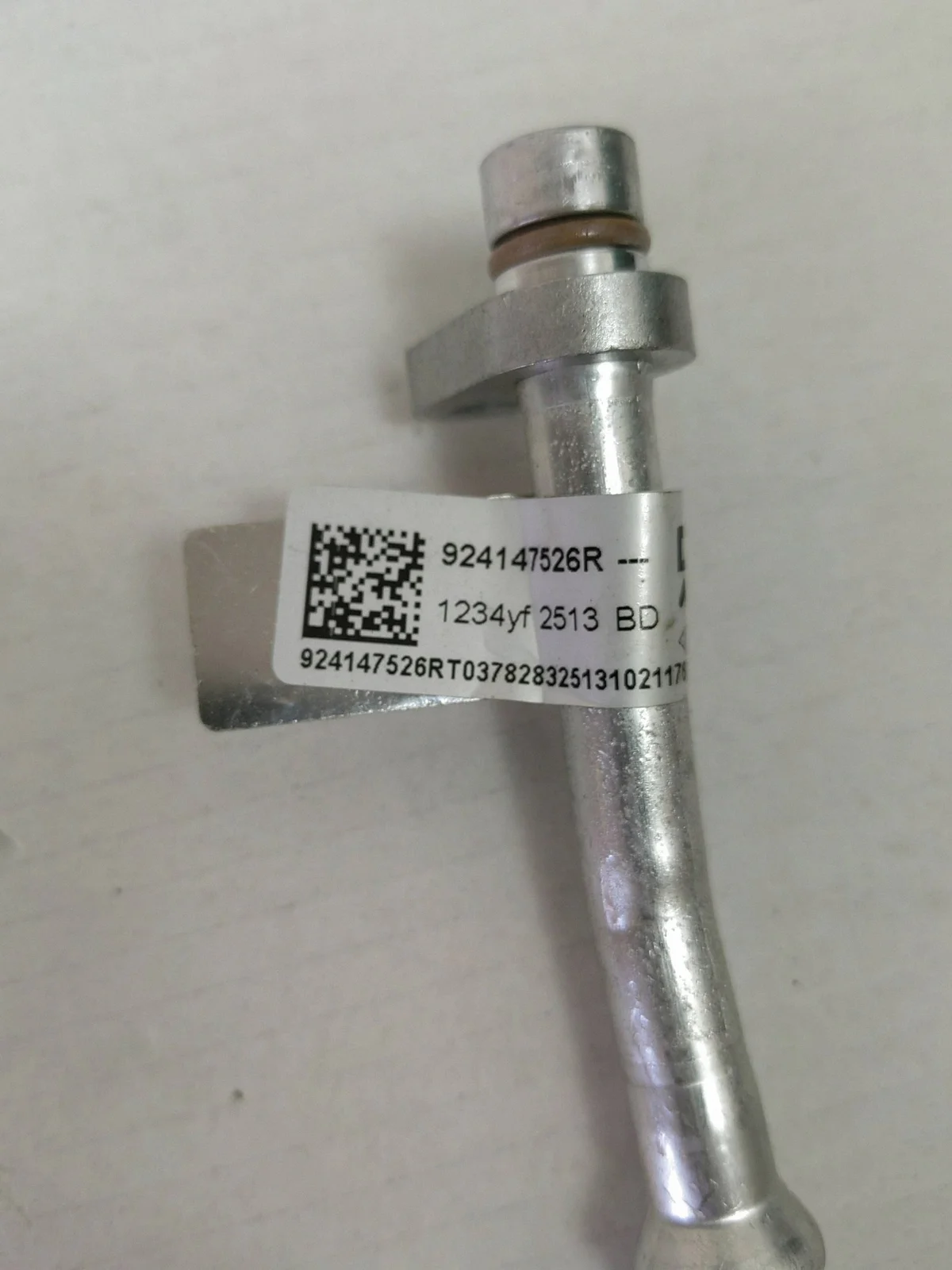 Tuyau clim 924147526R Renault Kangoo image 5