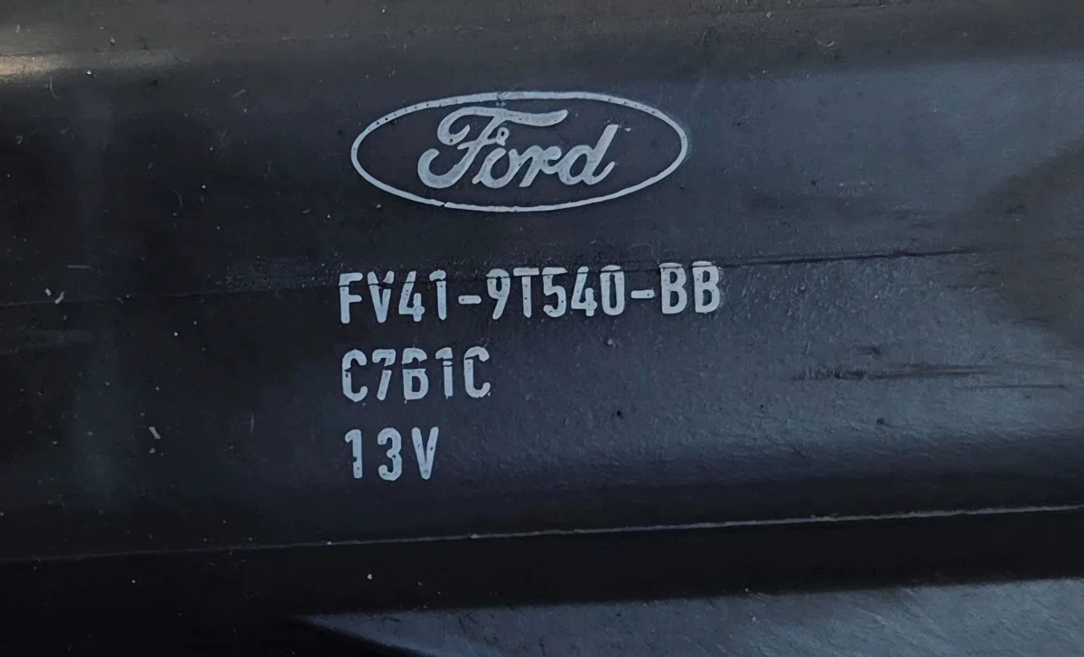 Válvula Ford Kuga 2.0 TDCI Usada image 6