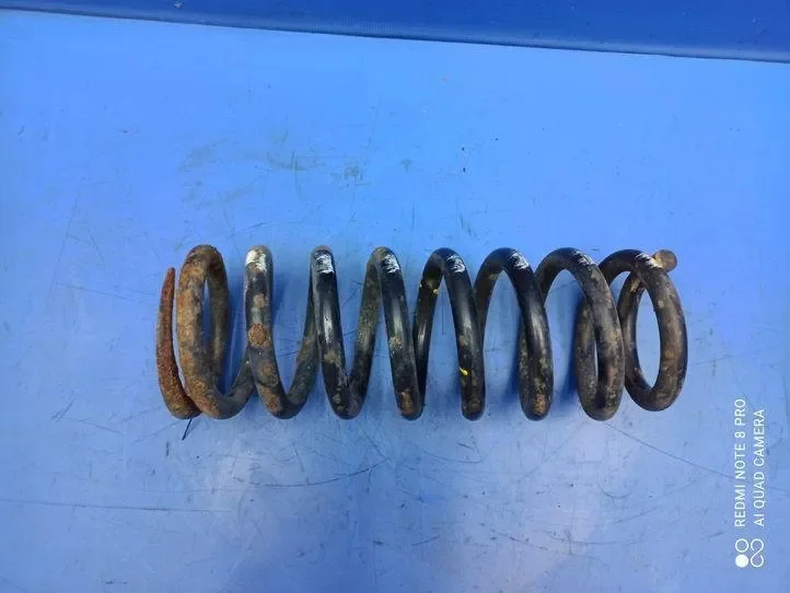 Jaguar XJ X308 Rear Spring Left Used image 3