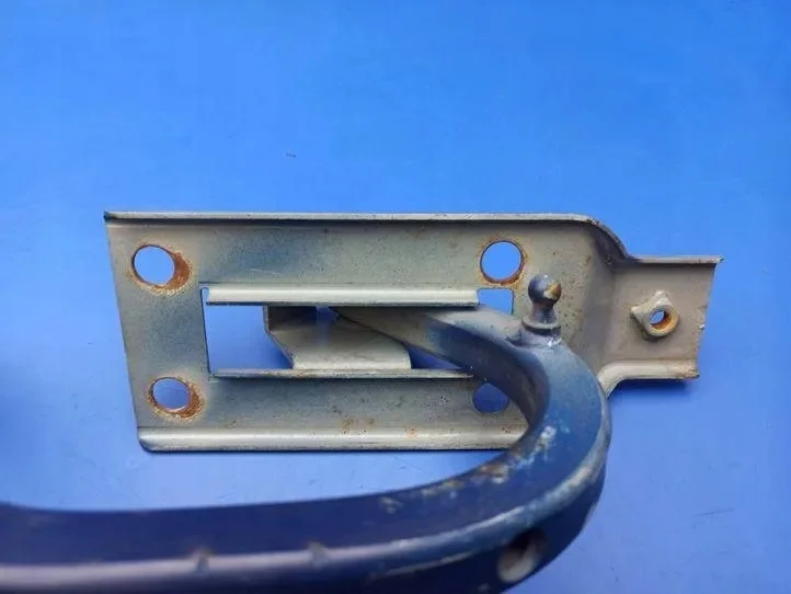 Jaguar XJ X308 2000 Right Trunk Hinge image 8