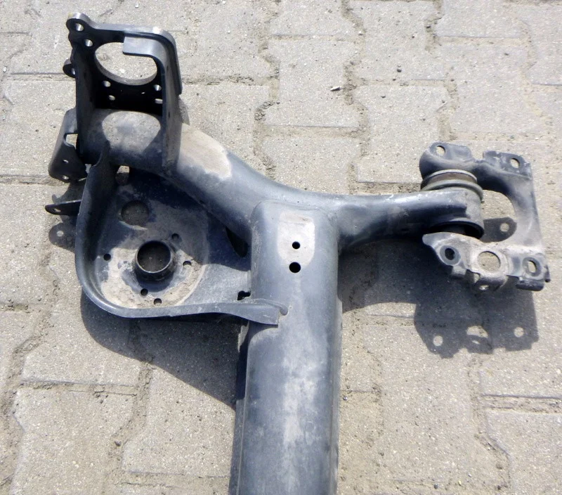 MERCEDES CLASE A W177 W247 EJE TRASERO image 3