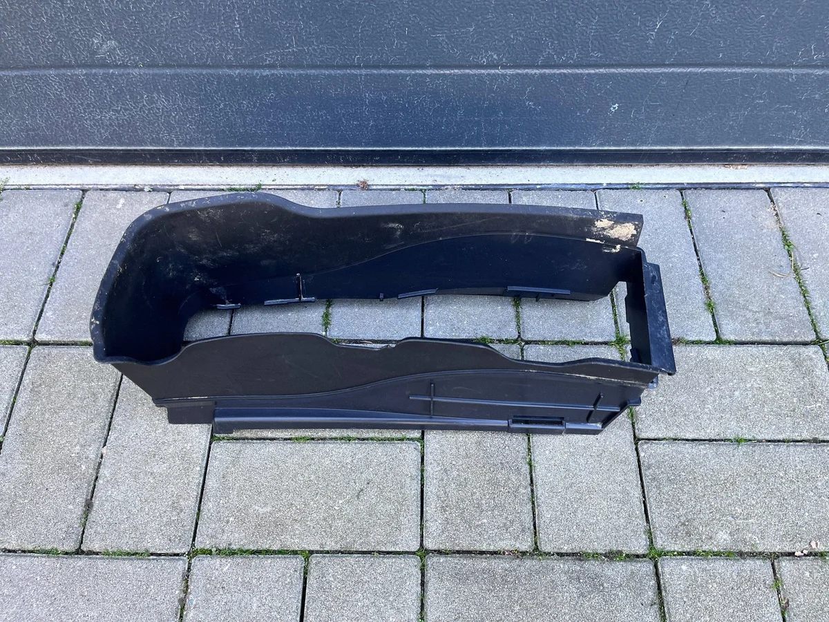 Nissan Micra K14 ohjauspyörän ilmanottoaukko