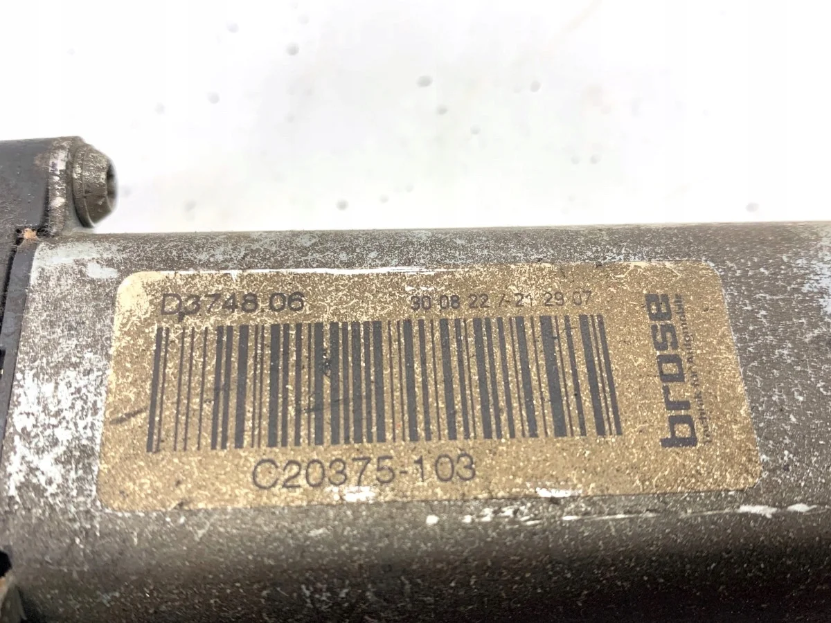 Motor för stol vänster Audi A6 C8 RS6 image 4