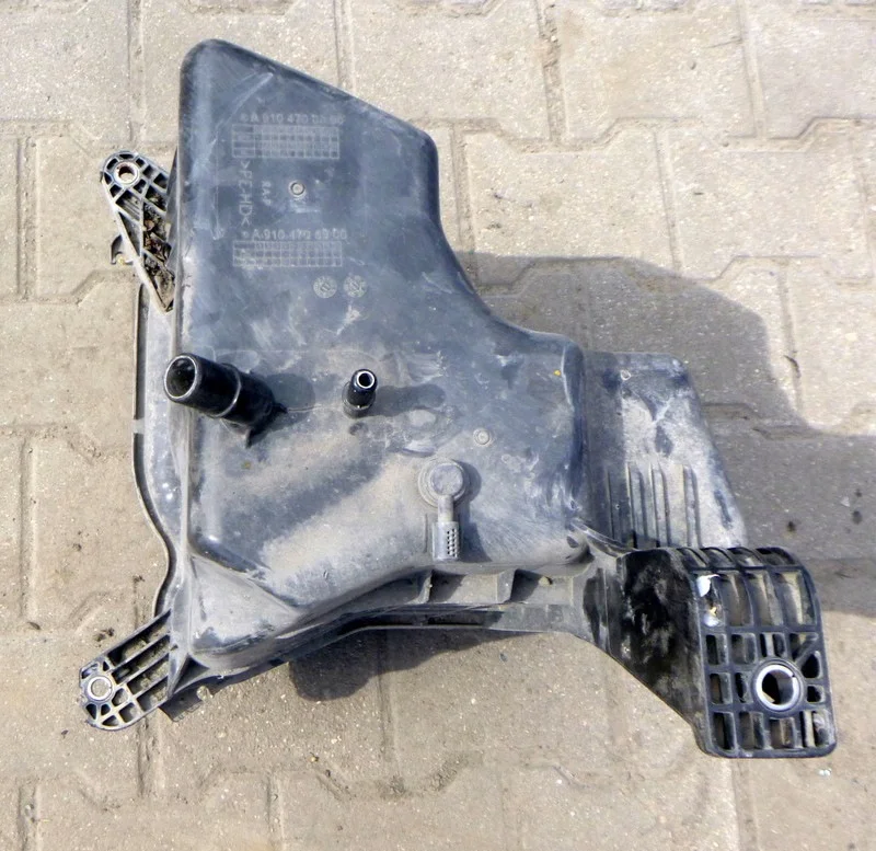 Réservoir AdBlue Mercedes Sprinter W907 W910