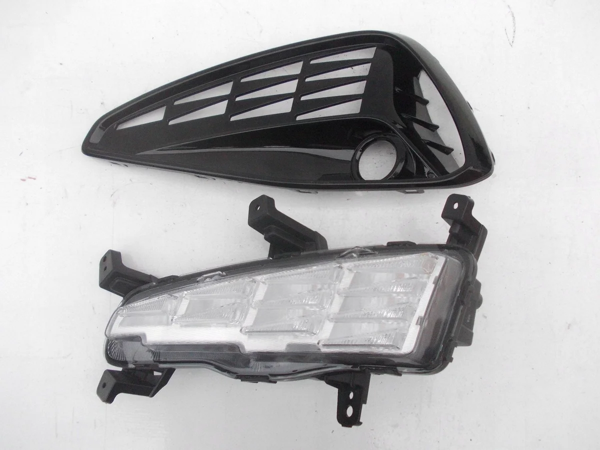 Halogen vänster DRL Hyundai i30 III 92207-G4200