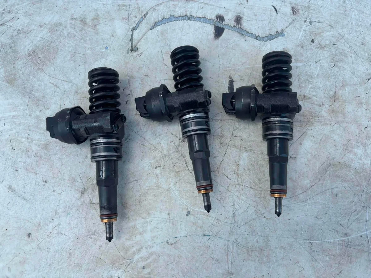 Polttoainepumppu 038130073BR VW Caddy III