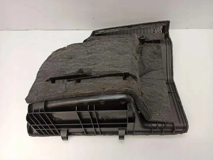 Mercedes E-klass W211 sidopanel bagage höger bak image 10