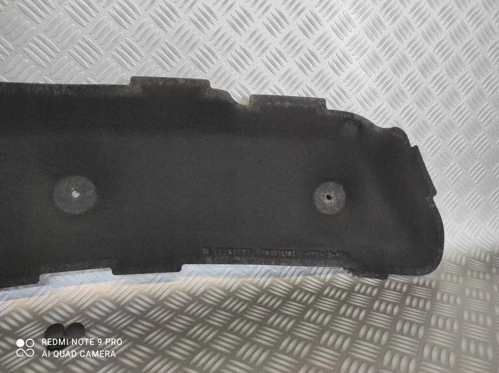 Opel Meriva B Isolation Capot 13261777 image 5