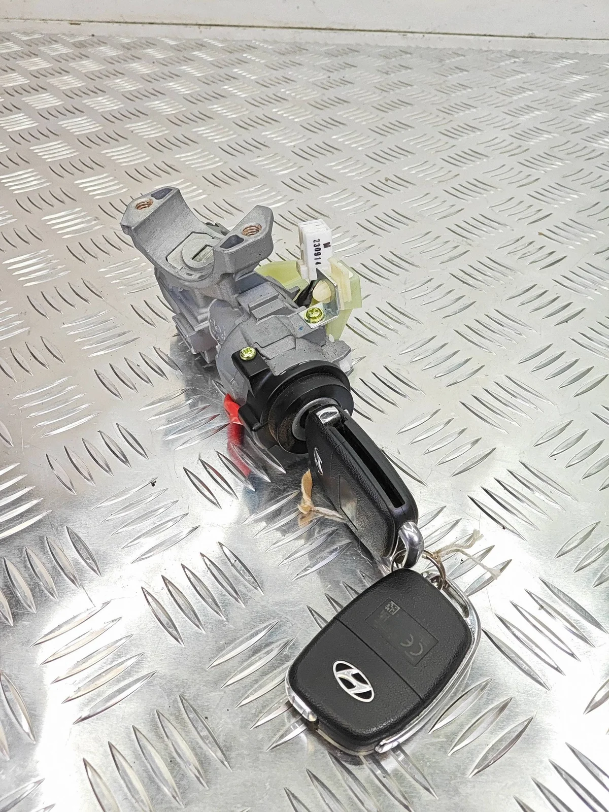 Cilindro de Ignição Hyundai Bayon ZDC1 Usado