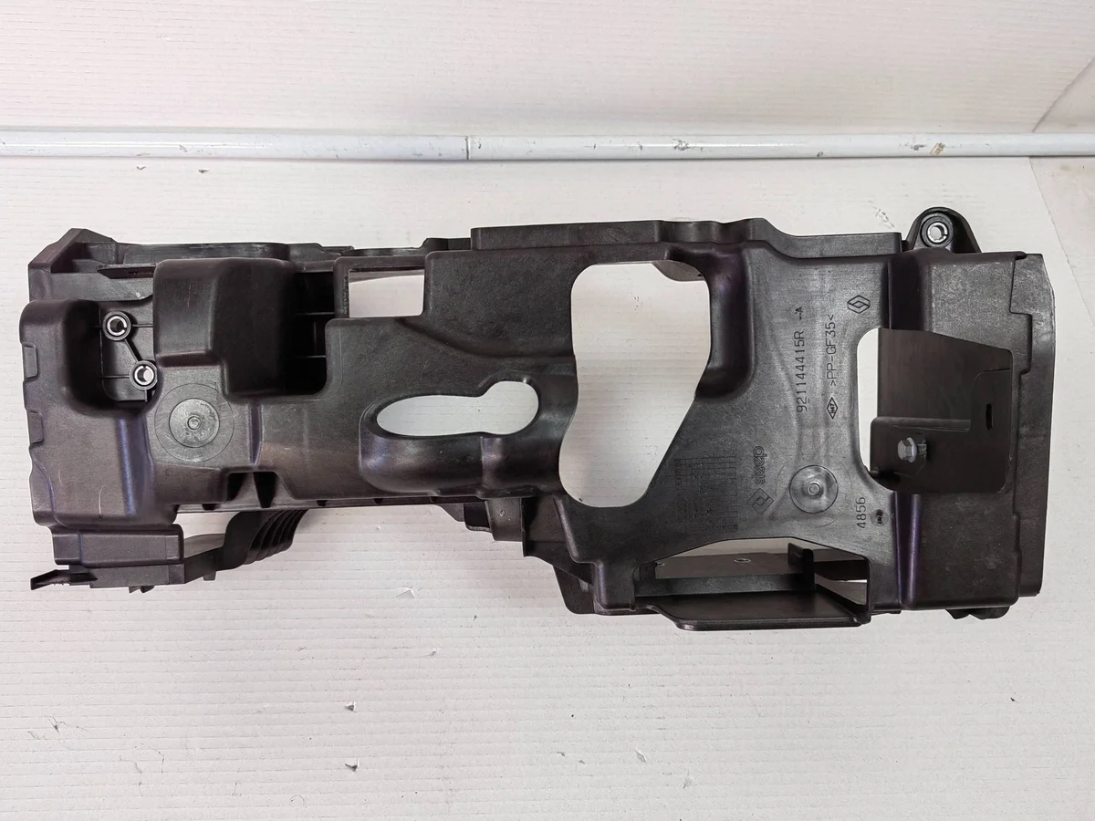 Renault Kangoo E-TECH 921144415R Soporte Cinturón Derecho