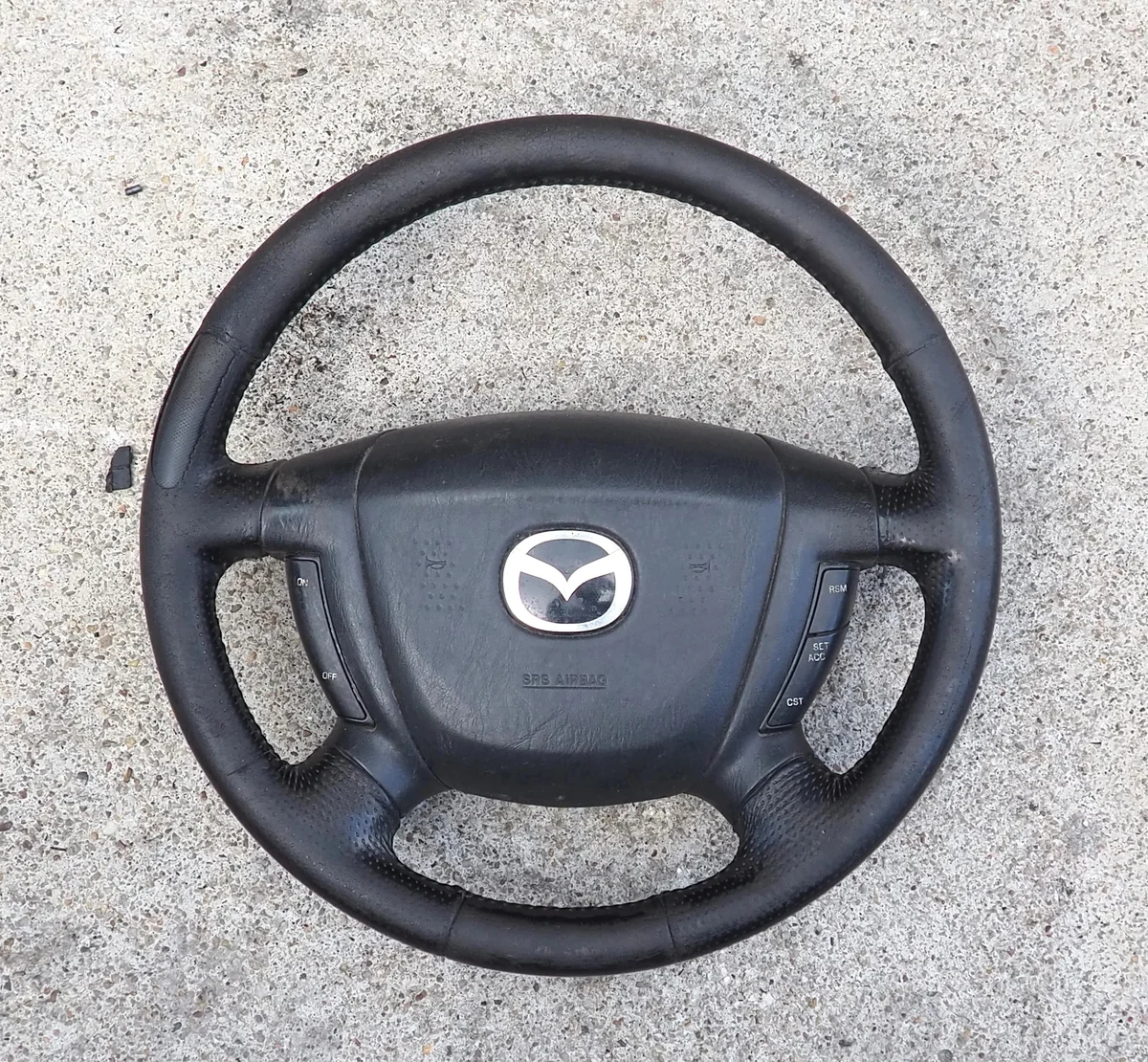Volant + Airbag Mazda Tribute 2000-2004 Occasion