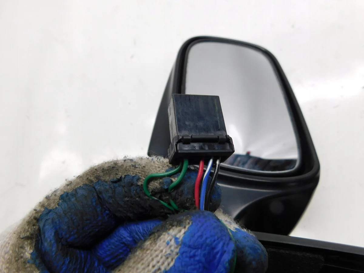 Subaru Impreza Left Mirror 5pin 42516-900 image 9