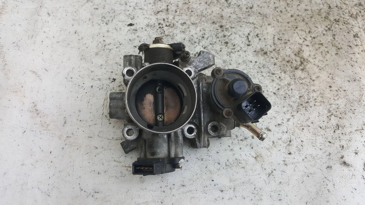 MITSUBISHI CARISMA 1.8 GDI AYC3412 image 3