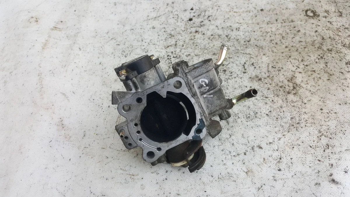 MITSUBISHI CARISMA 1.8 GDI AYC3412 image 4