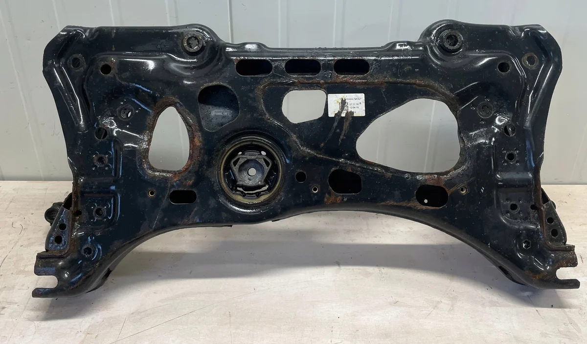 Support moteur VW Golf VII 5Q0199315R