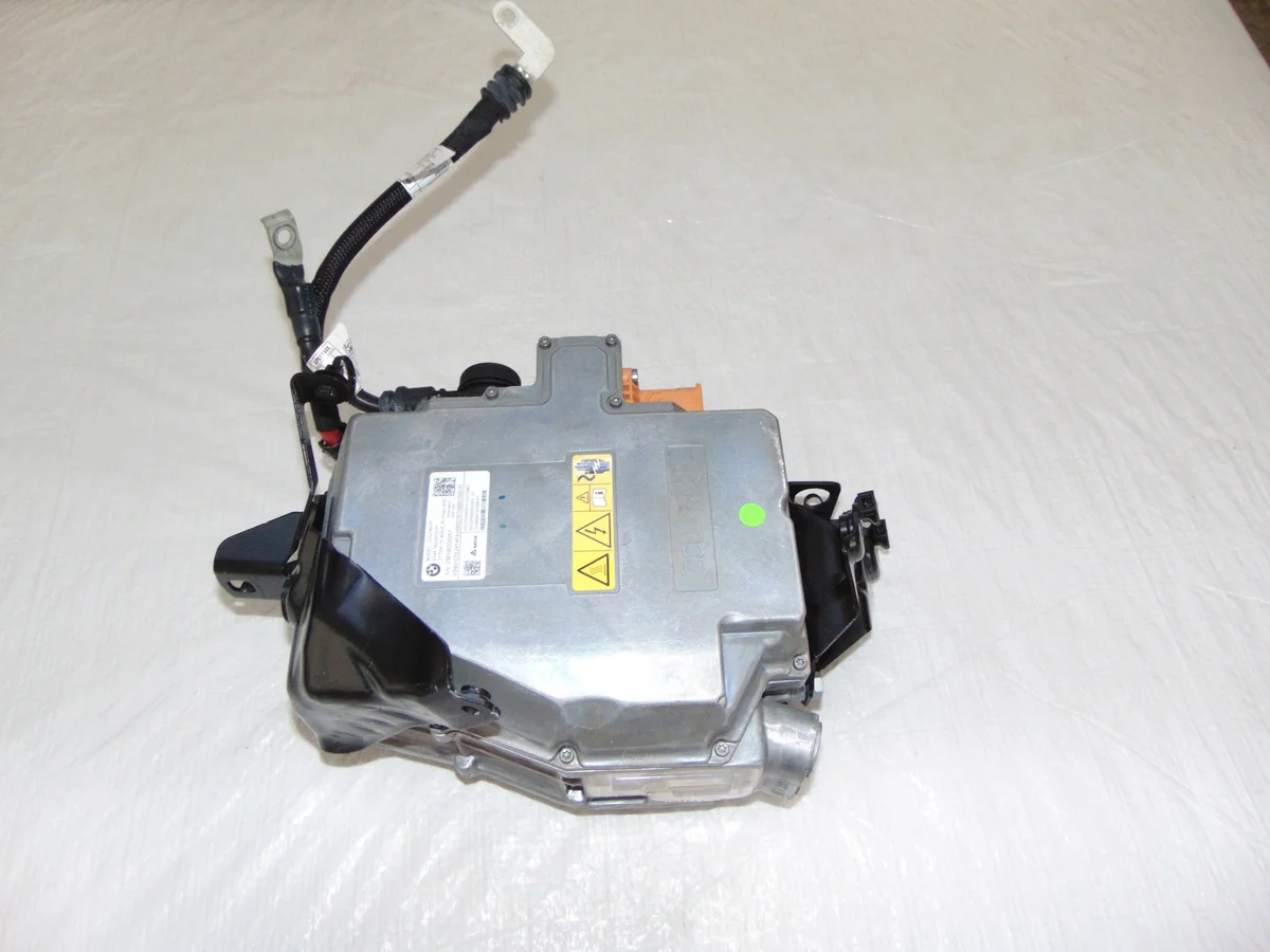 BMW X5 G05 50e Onduleur 5B32BC9 image 4