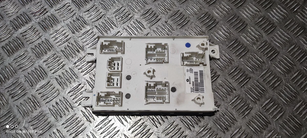 Outros Controladores Jeep Grand Cherokee P68258390AE