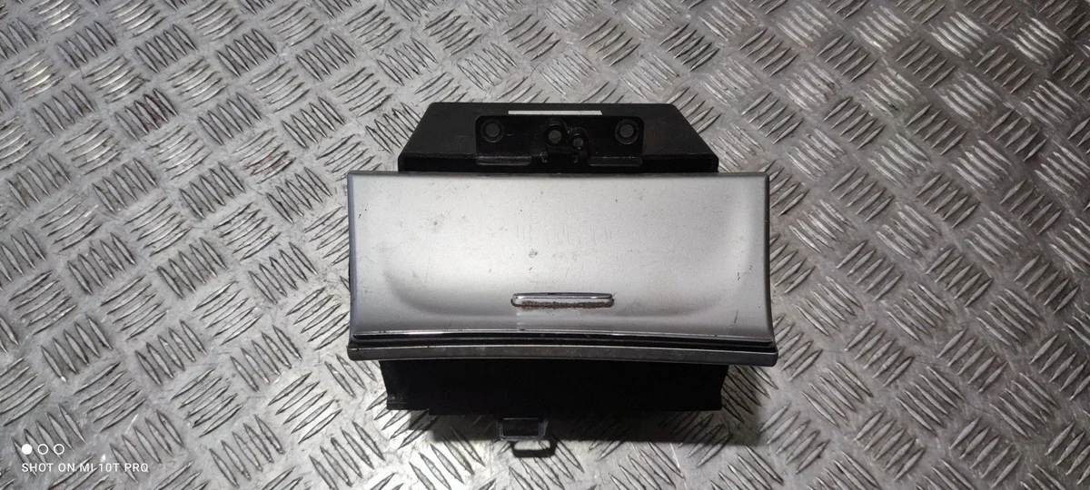 Compartimento Jeep Grand Cherokee 1638000780