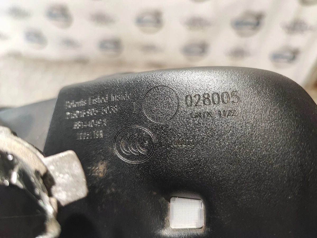 Rétroviseur Dodge Charger 2017 OEM 028005 image 4