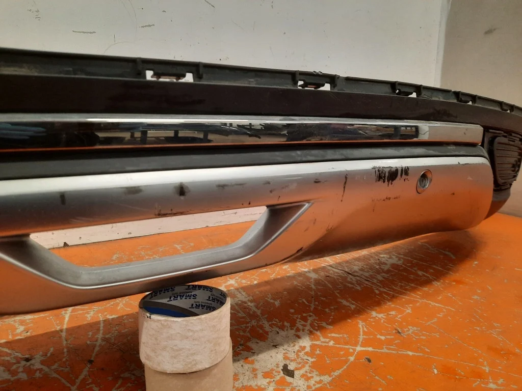 Renault Koleos II Spoiler Traseiro Usado image 3