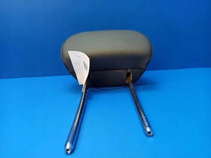Mercedes C-Class W204 Headrest Black Left image 6