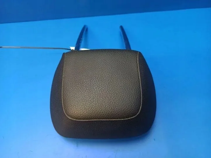 Mercedes C-Class W204 Headrest Black Left image 9
