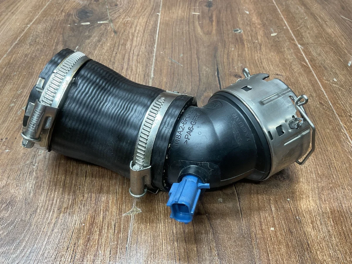 Durite Intercooler Jaguar F-PACE 2.0D M8A26F073BD image 3
