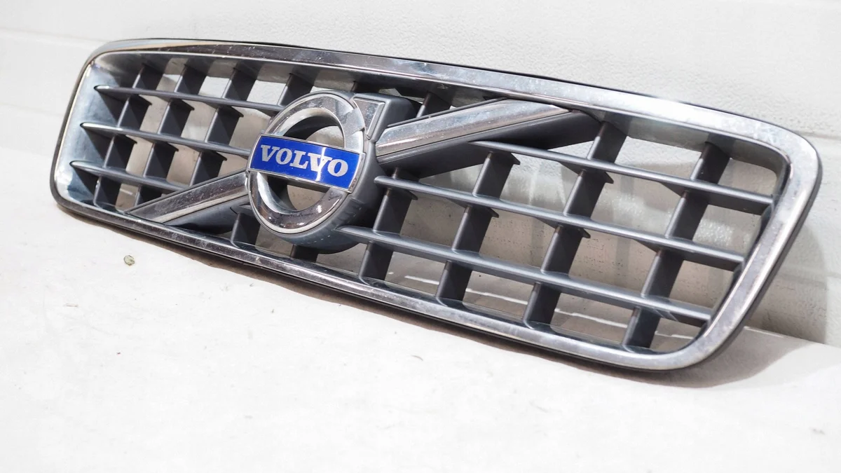Grille VOVLO XC-90 d'occasion image 5