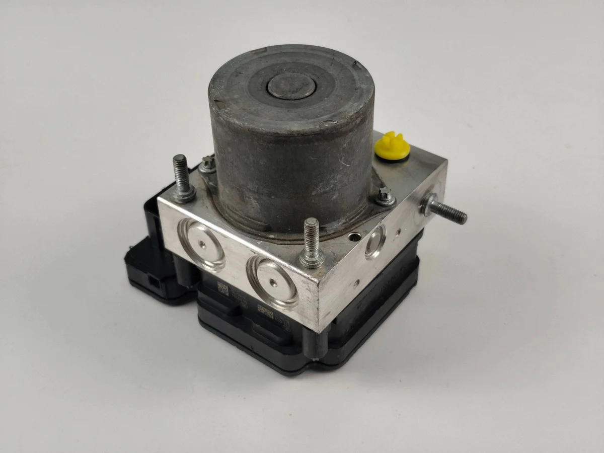ABS-pumppu Citroen C3 9820954880