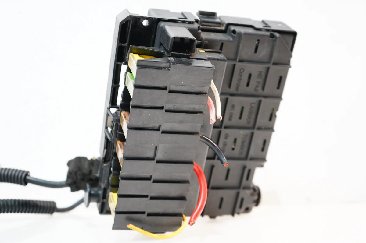 BSM Module Peugeot 307 206 Citroen C3 9650663980 image 3