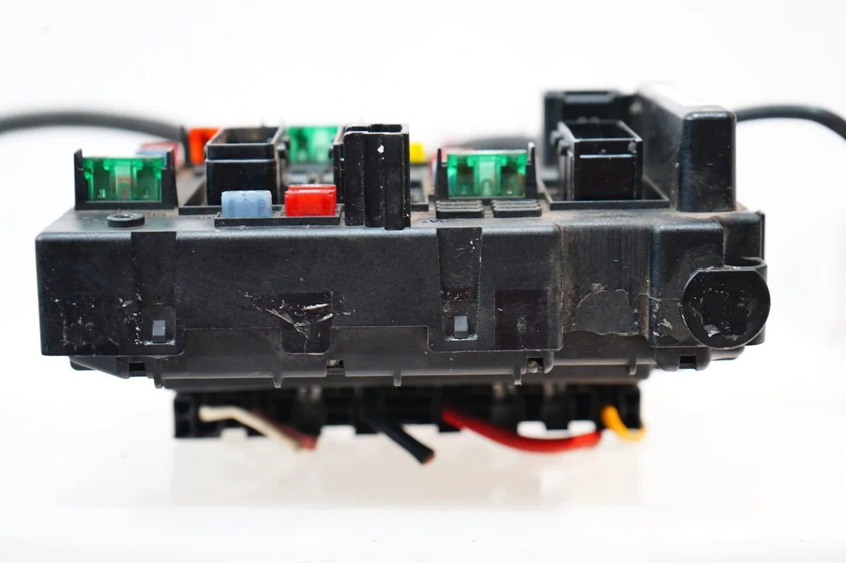 BSM Module Peugeot 307 206 Citroen C3 9650663980 image 6