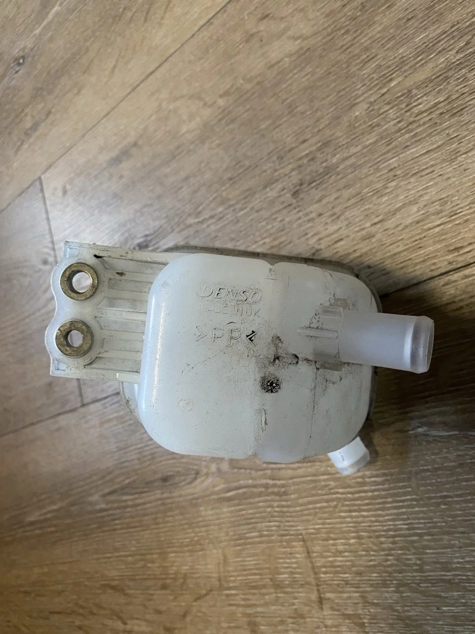 Réservoir d'expansion Toyota Corolla E21 Hybride