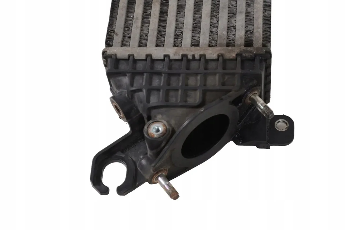 Intercooler Mazda 6 Sedan 2.2L Usado image 4