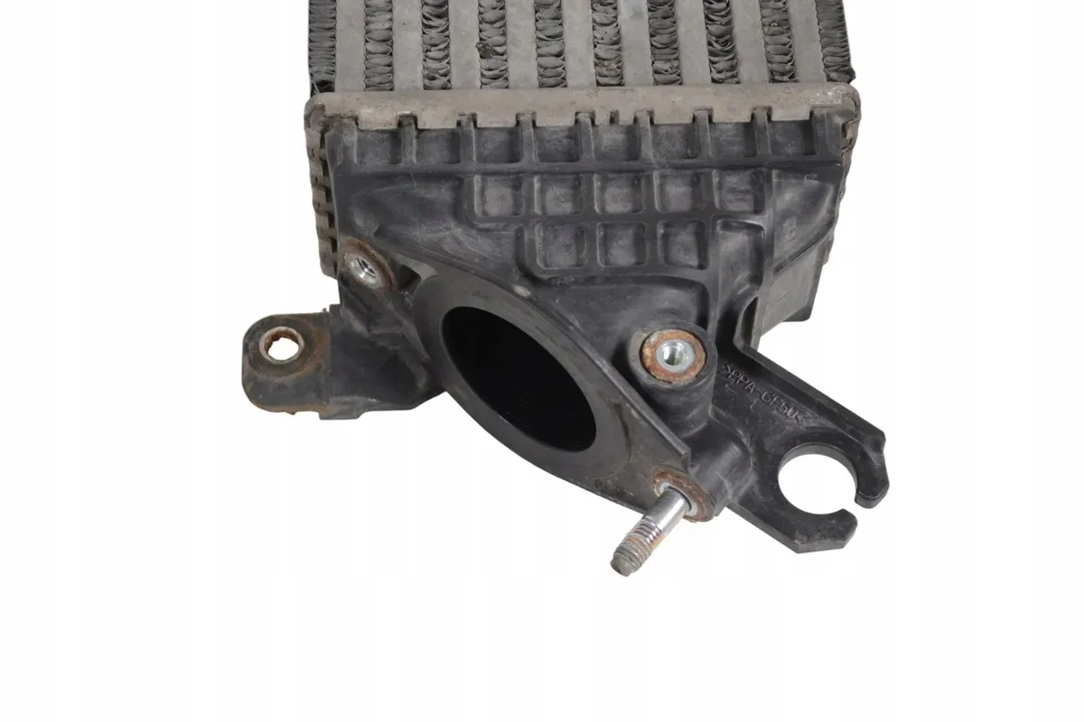 Intercooler Mazda 6 Sedan 2.2L Usado image 5