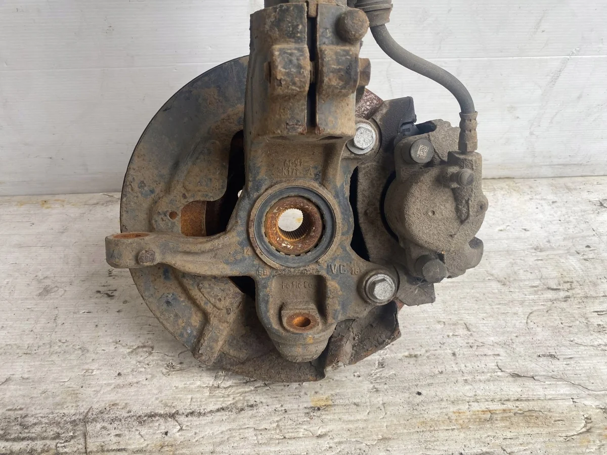 Volvo S60 V60 McPherson-navan iskunvaimennin image 8