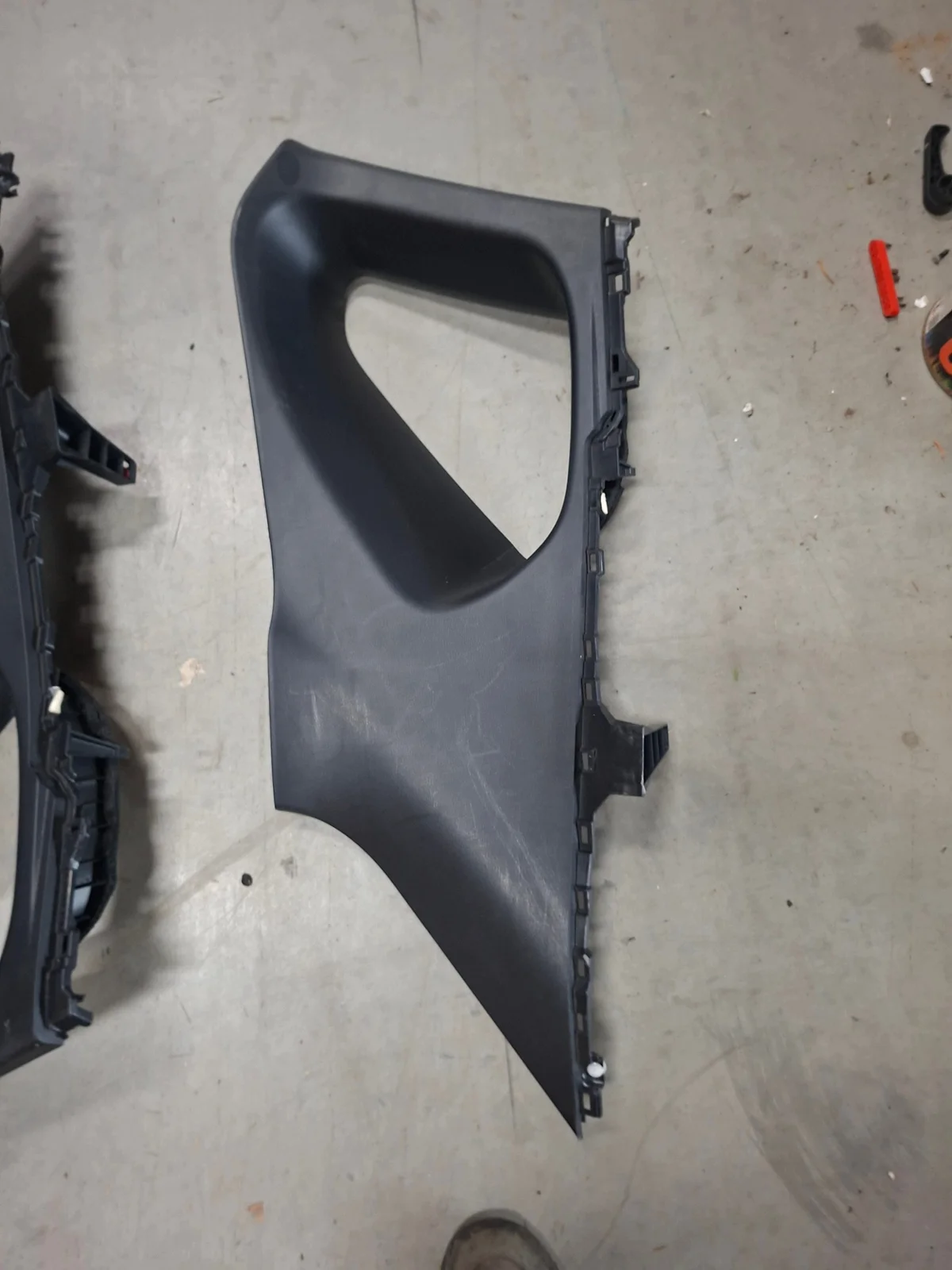 Plafon Pilier Arrière Gauche Droit RAV4 V image 6