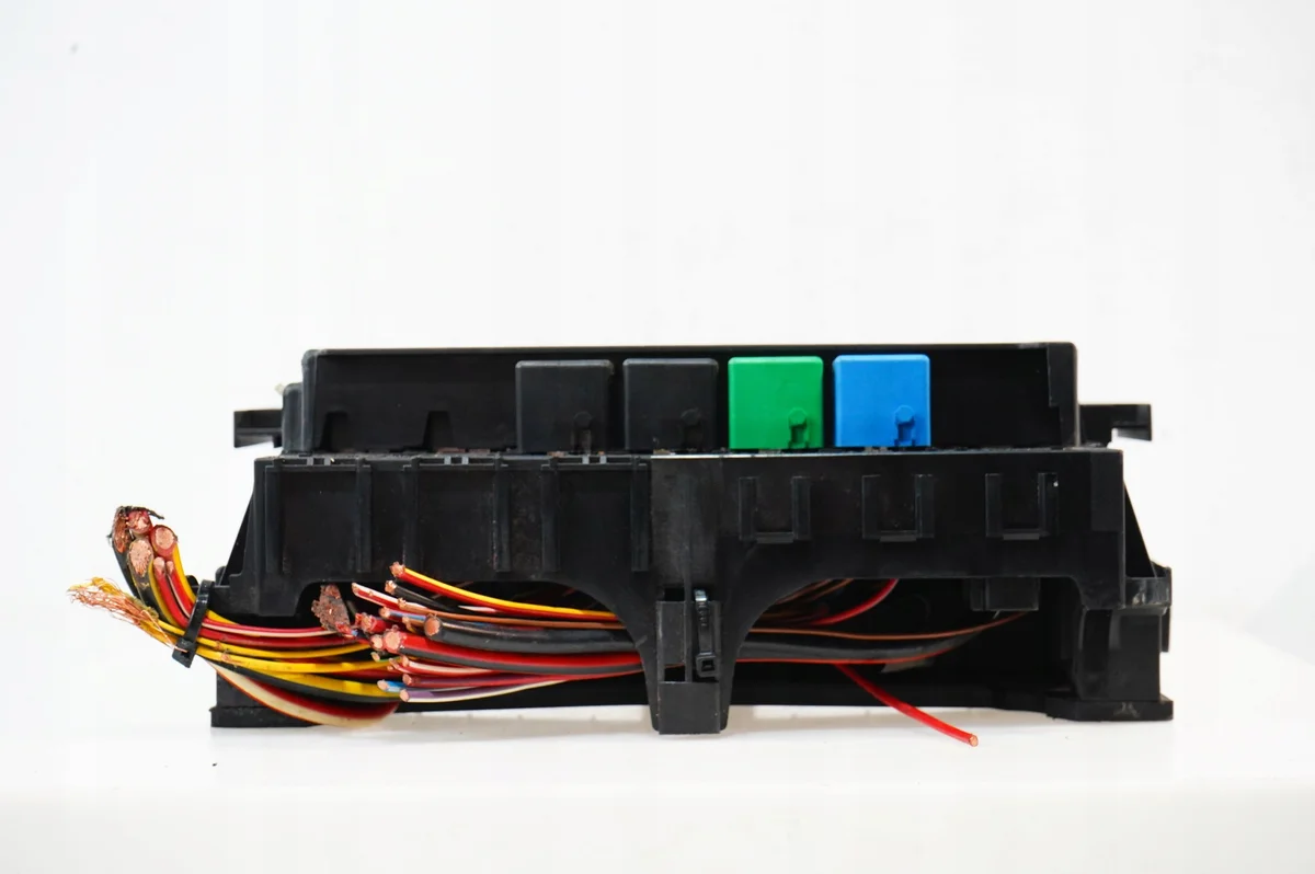 Module confort Mercedes Classe B W245 A1695405645 image 3