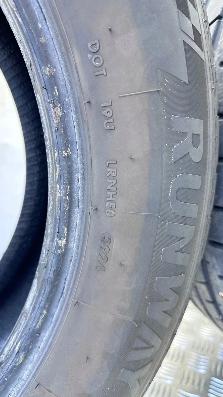 Neumático Verano Runway Enduro Sport 235/60R18 image 5