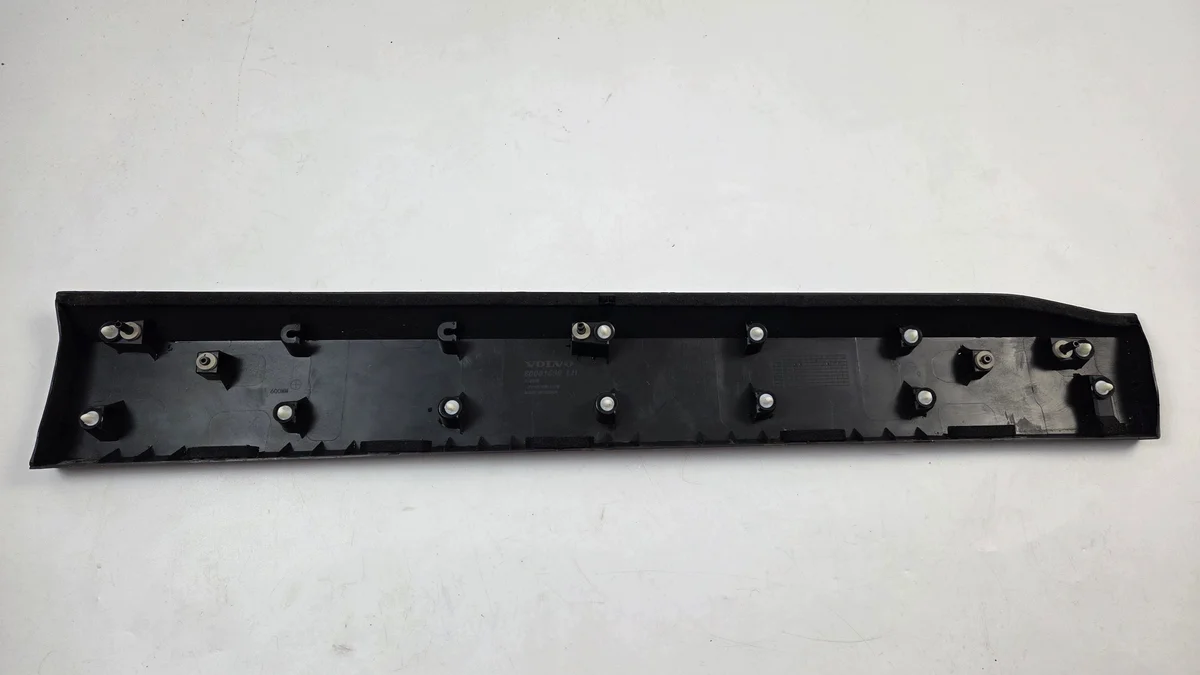 Volvo EX30 Front Left Door Trim 80001699 image 8