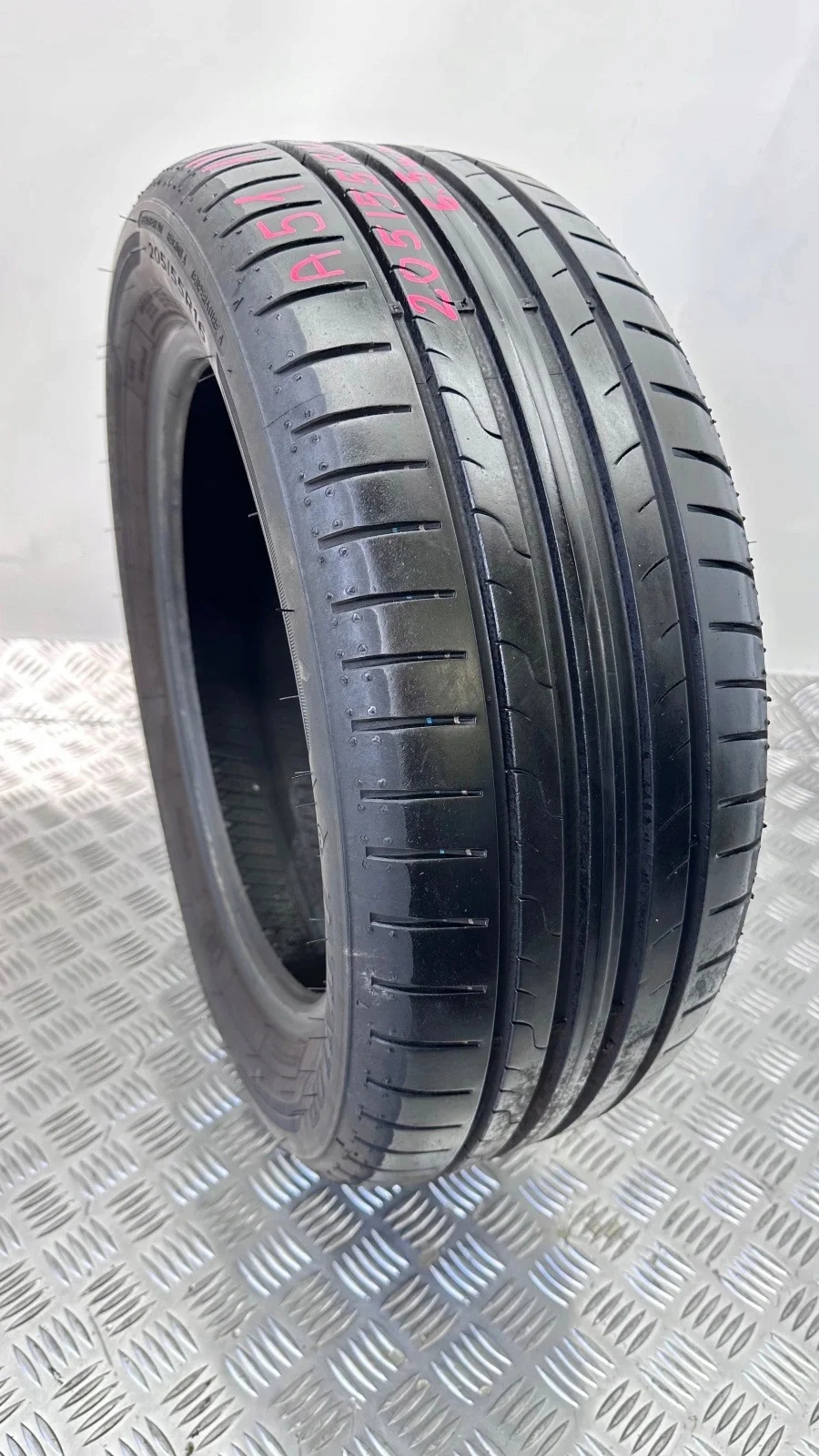 Dunlop SportBlures 205/55R16 91V Sommerreifen image 8